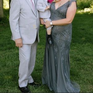 Montage by Mon Cheri Gray Silver Evening Gown Mother of the Bride Groom